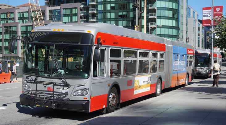 MUNI New Flyer XDE60 6706